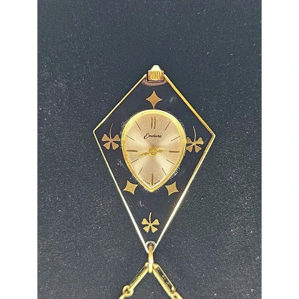 Vintage Endura Swiss Made Black Enamel Clover Pendant Watch Necklace Manual Wind